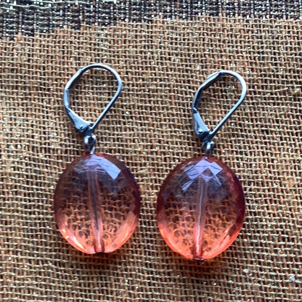 Vintage Dangle orange  pierced earring hard plastic hood clasp